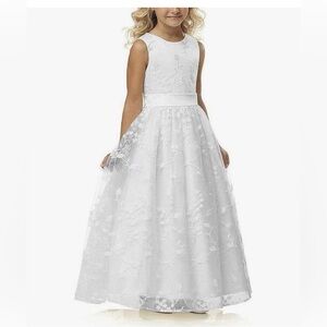 White Sleeveless Maxi Gown for Bride